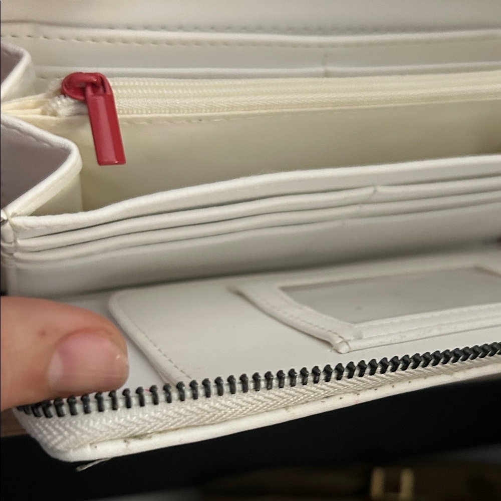 Betsey Johnson Sexy White Newspaper Print Zip Clutch with Black and Red Details - Picture 7 of 7